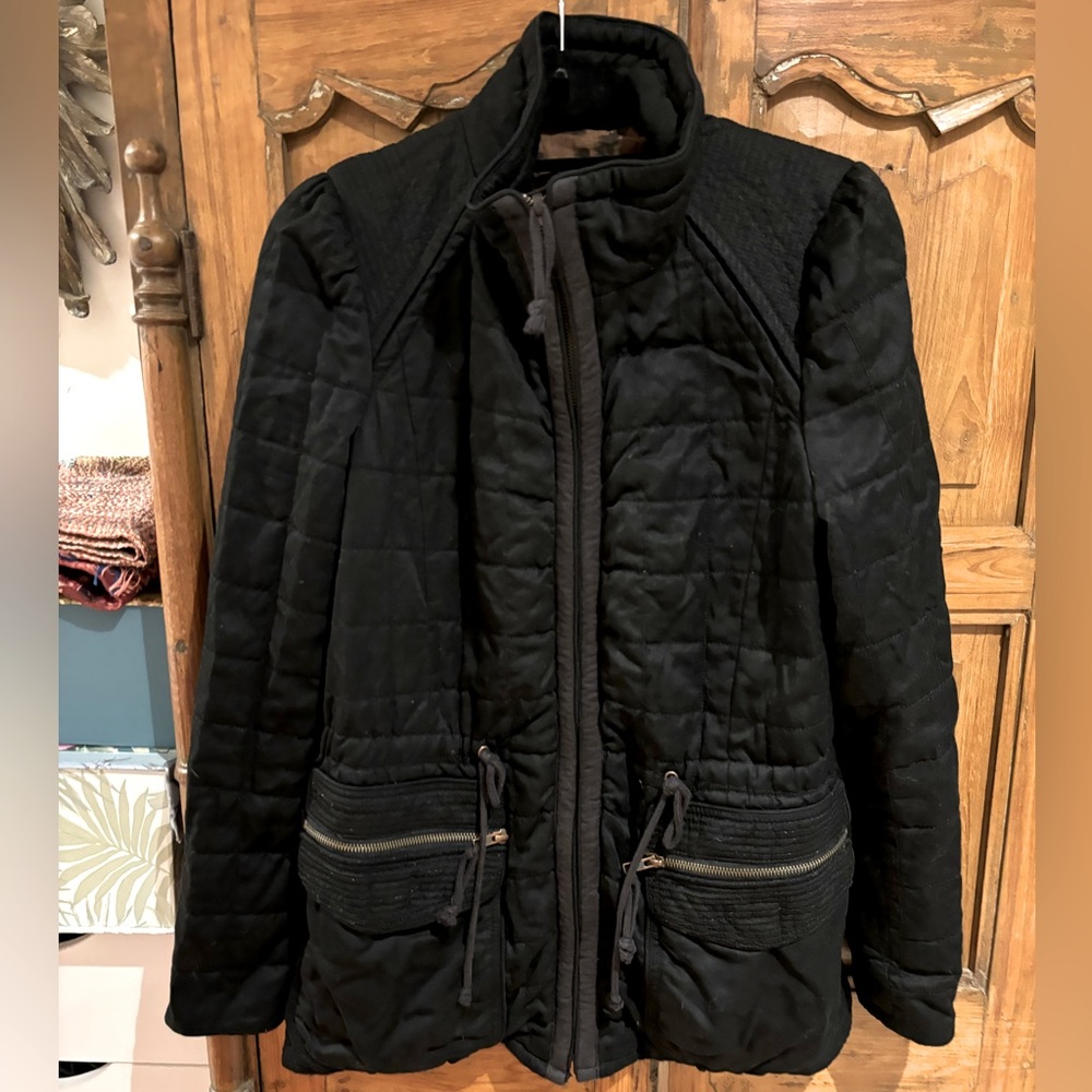 Quilted Wilfred Aritzia Marquis Jacket - Size 6 - Black